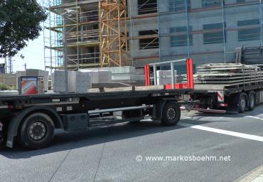 ? [Neubau Bahnhof Troisdorf] Fleissiges Unternehmen ?